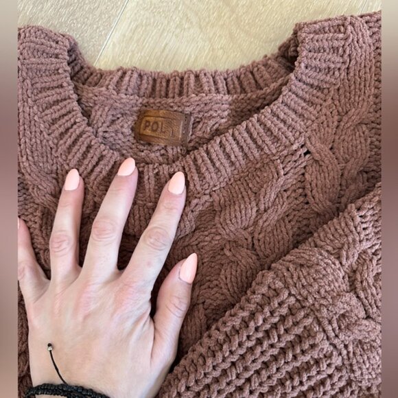 POL Oversized Cable Knit Sweater Cropped  – Size Large - Picture 2 of 5